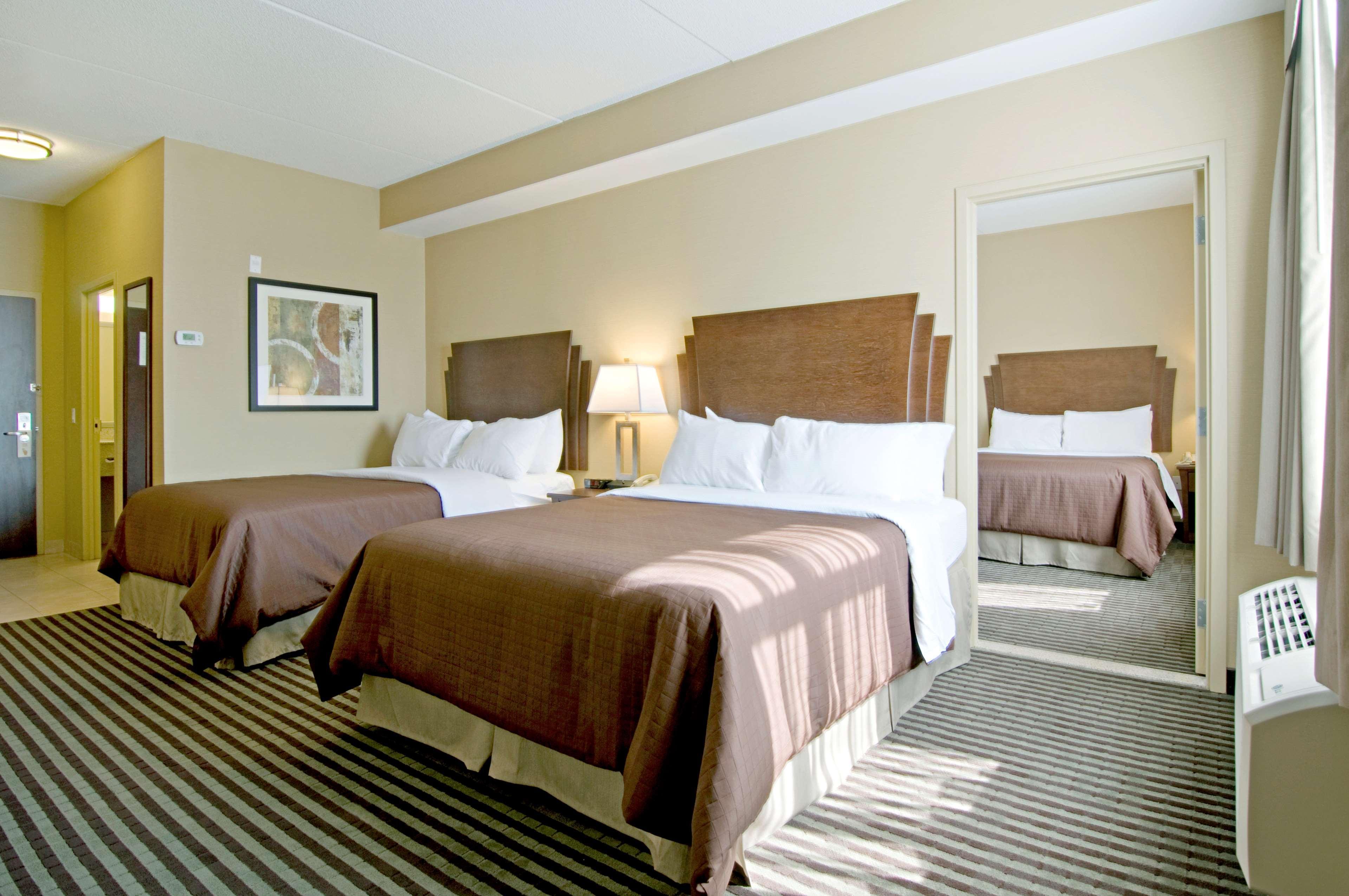 Best Western Plus Barrie Phòng bức ảnh
